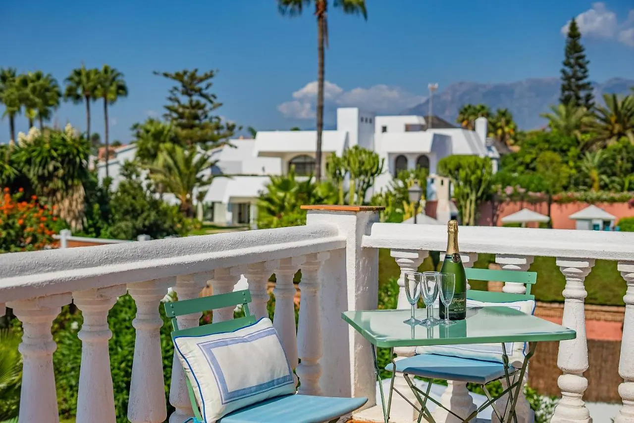 Villa Casa Linda Great Located Beach House In Marbella