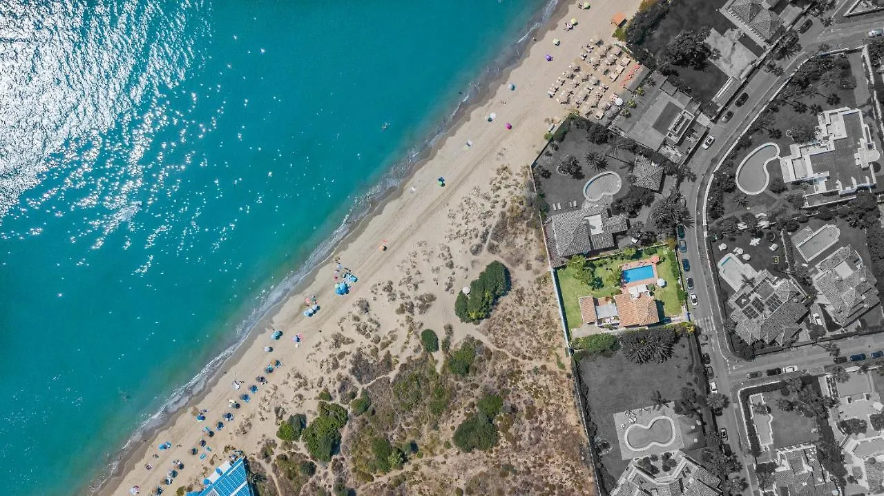 Villa Casa Linda Great Located Beach House In Marbella