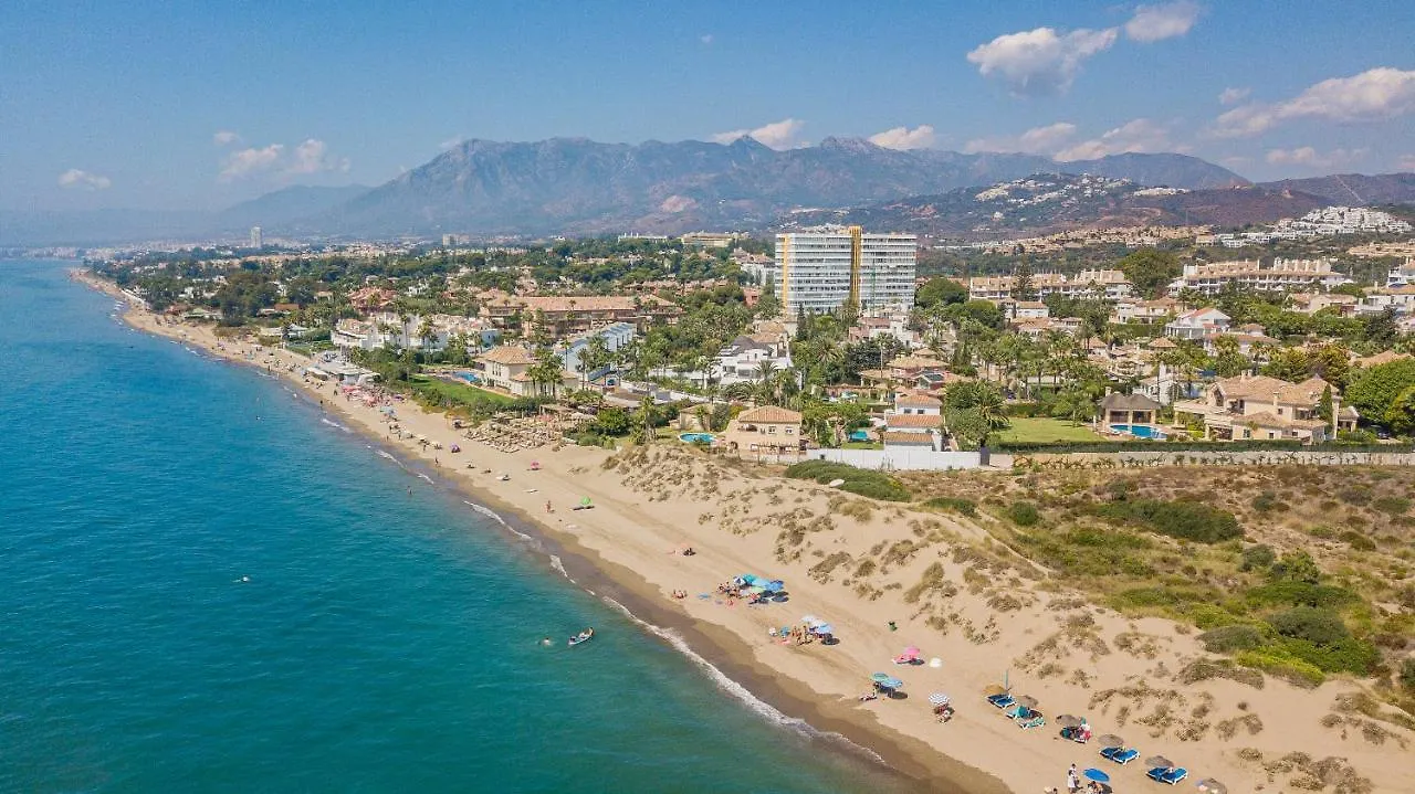 Villa Casa Linda Great Located Beach House In Marbella Spain