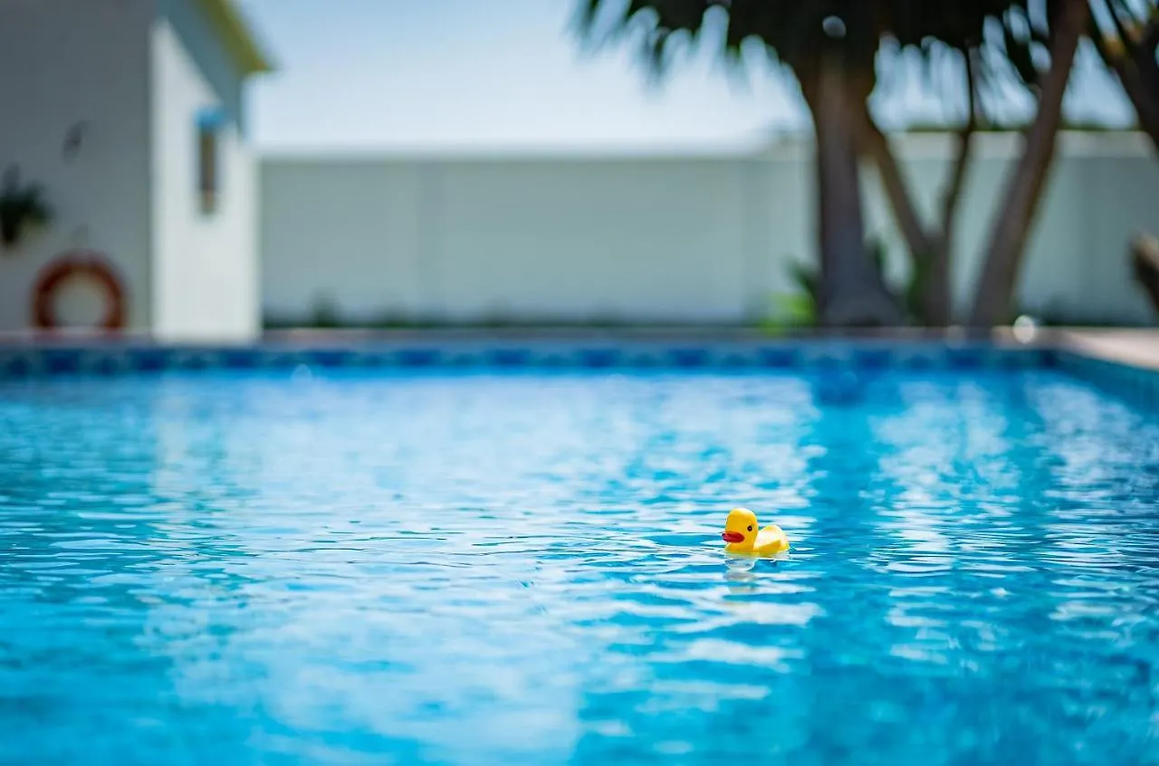 Villa Casa Linda Great Located Beach House In Marbella Spain